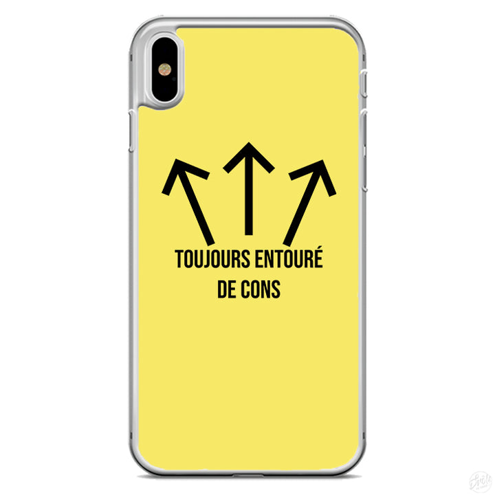Coque toujours entouré de cons
