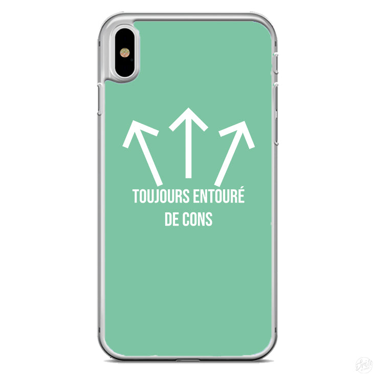 Coque toujours entouré de cons